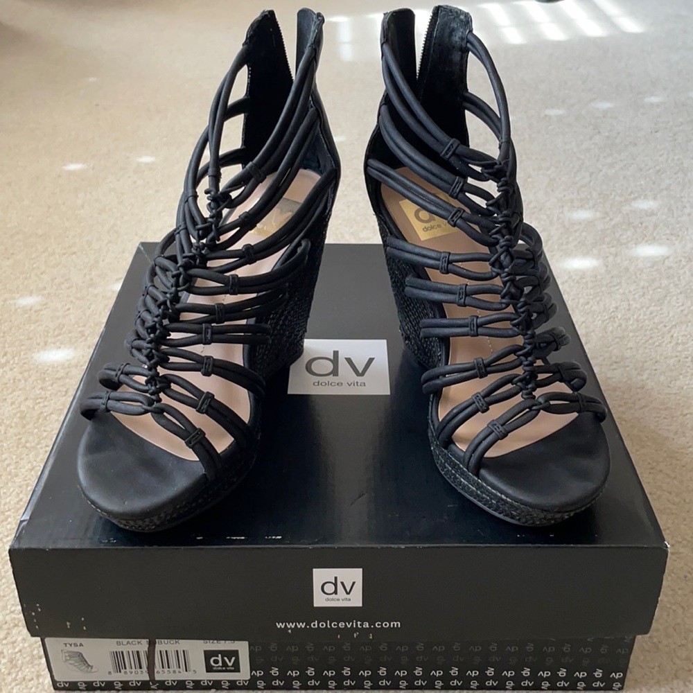 Dolce vita black wedge shoes